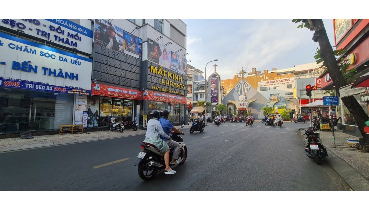 Cho thuê nhà Mặt Tiền Tân Hương, 40m²,3Lầu - NGANG 10M - NGAY NGÃ TƯ